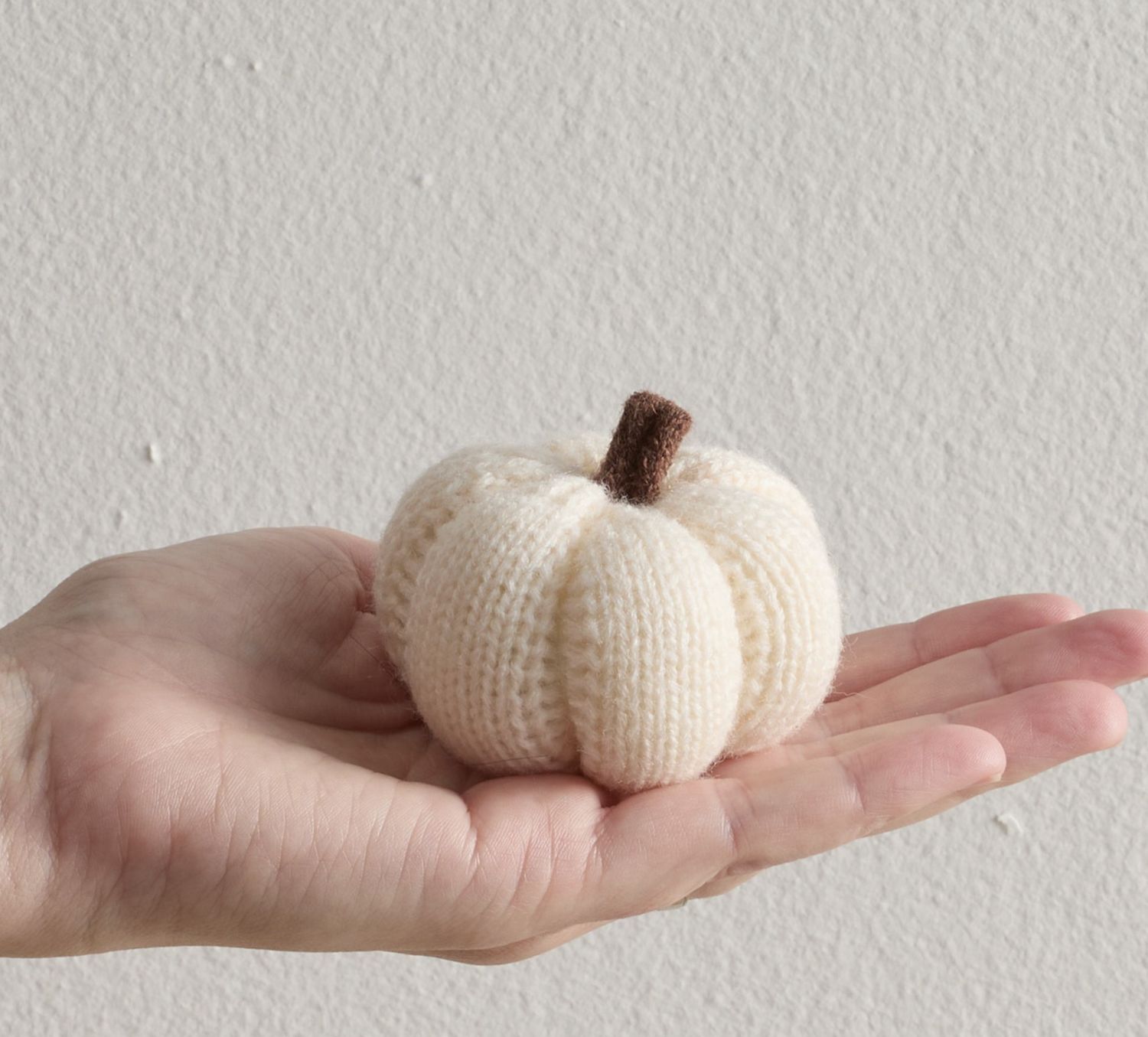 Knit Pumpkin | Snowdrop, Size: Small