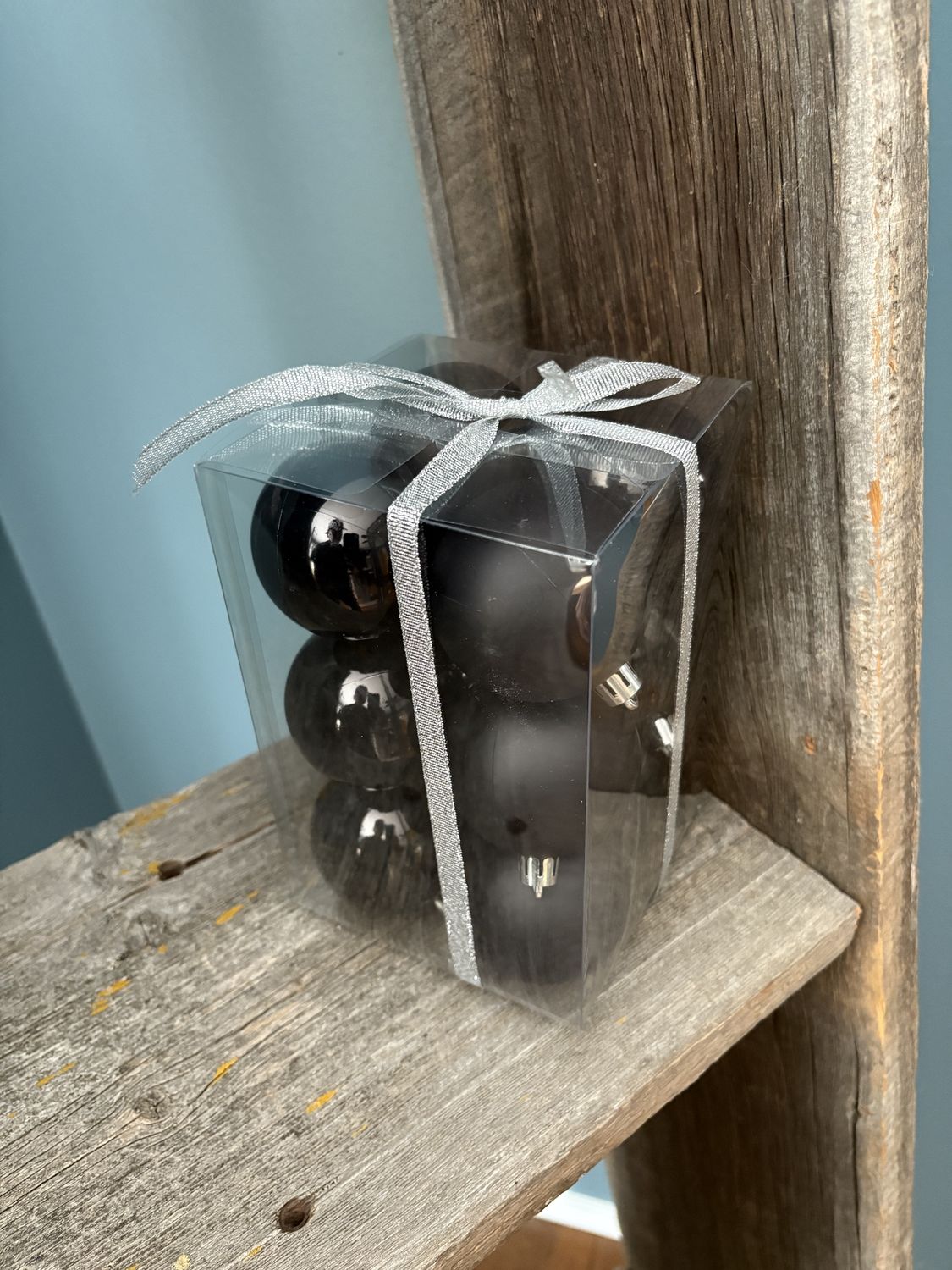 Black Matte &amp; Shiny Ornaments | Set of 12