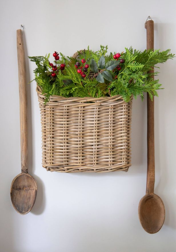 Wall Basket Kubu Rattan