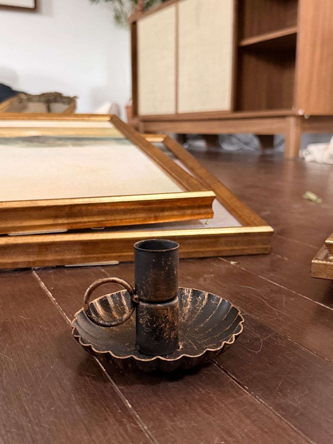 Scallop Taper Holder