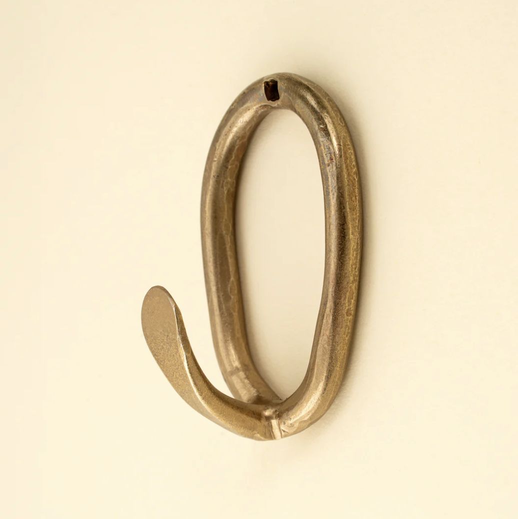 Luca Iron Hook | Oval