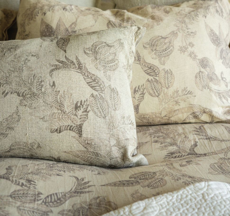 Meadowlark Pillow | Brown