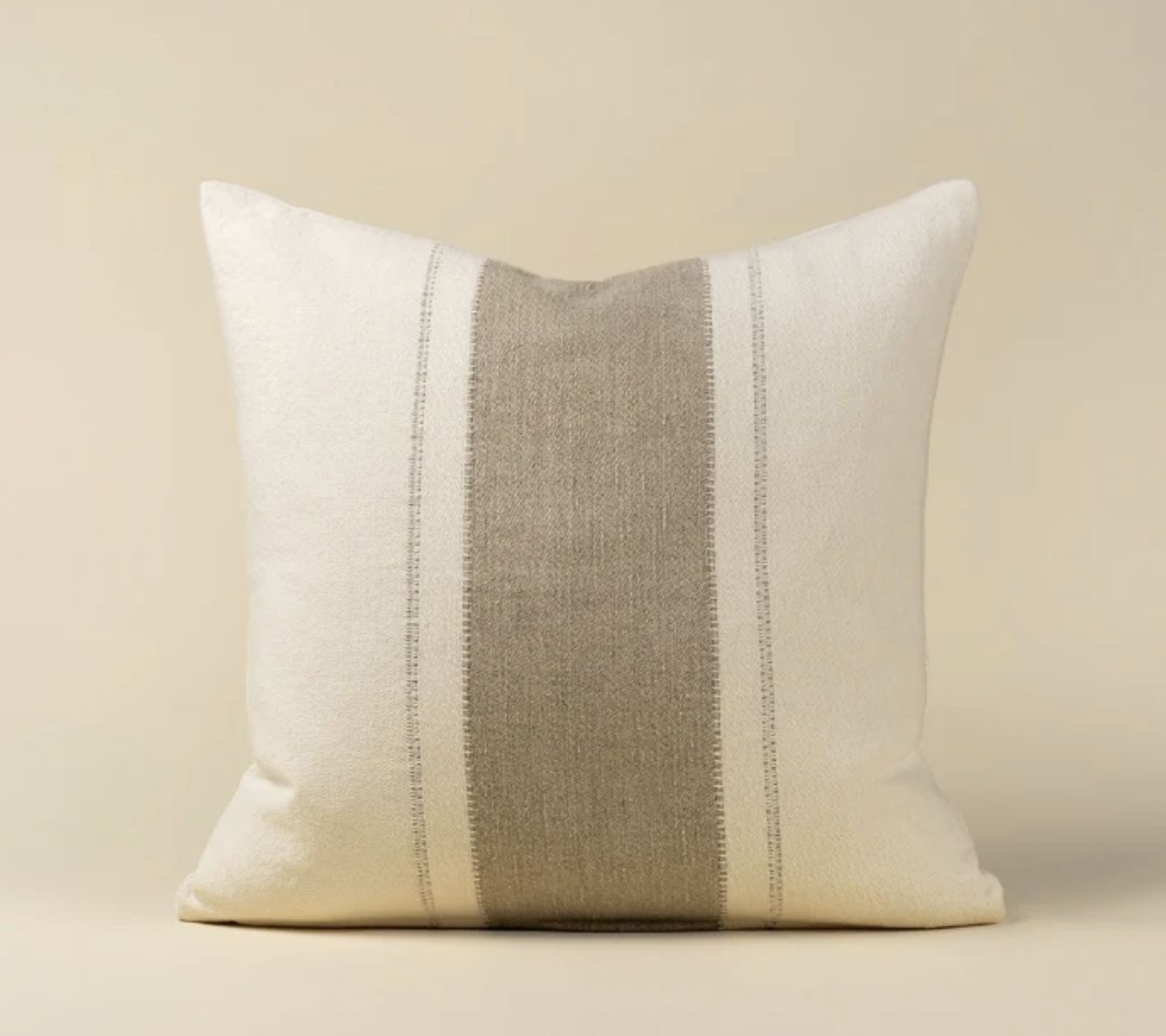 Edward Linen Pillow
