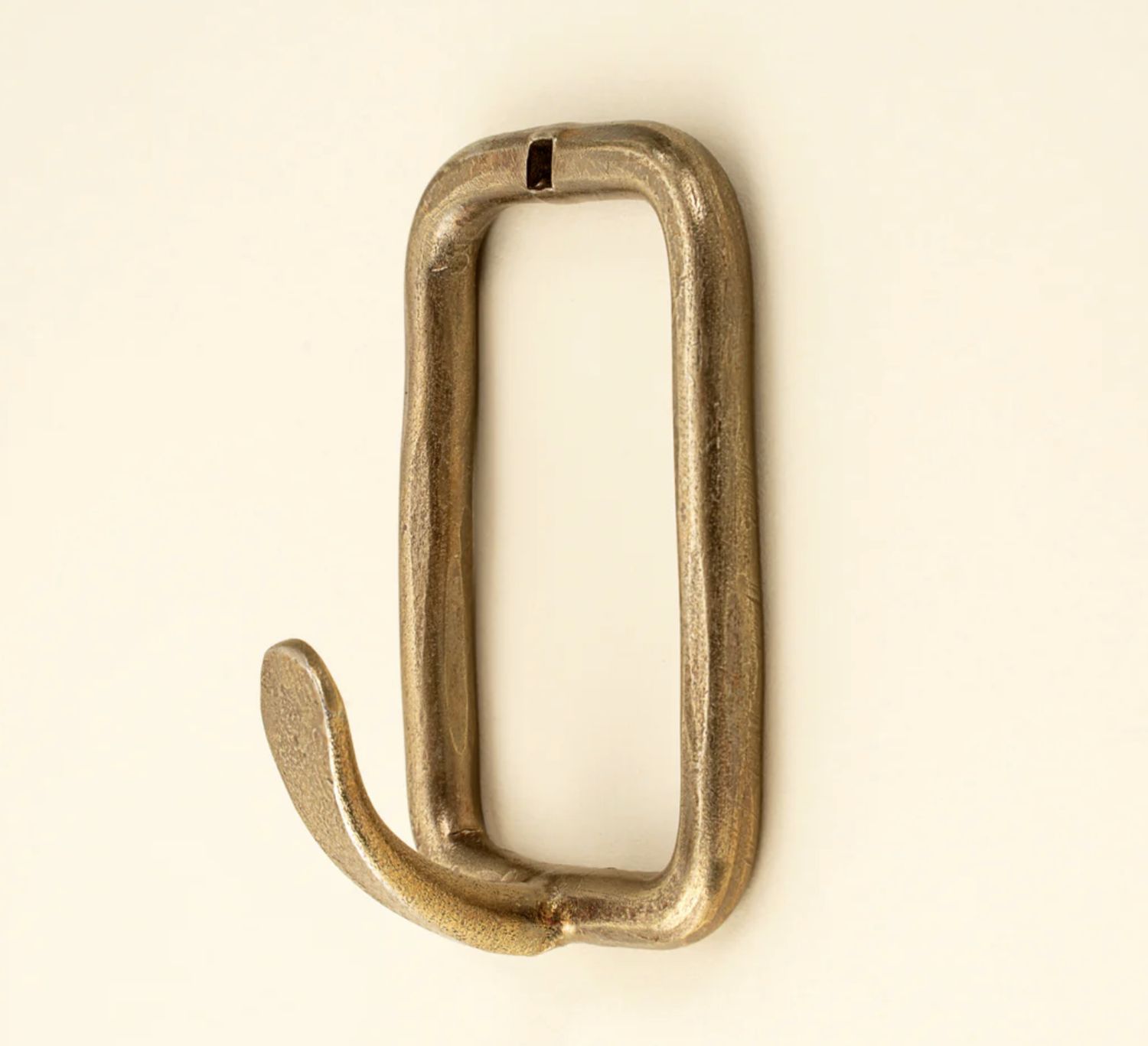 Luca Iron Hook