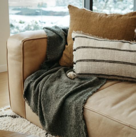 Lina Linen Pillow | Tawny 24x24