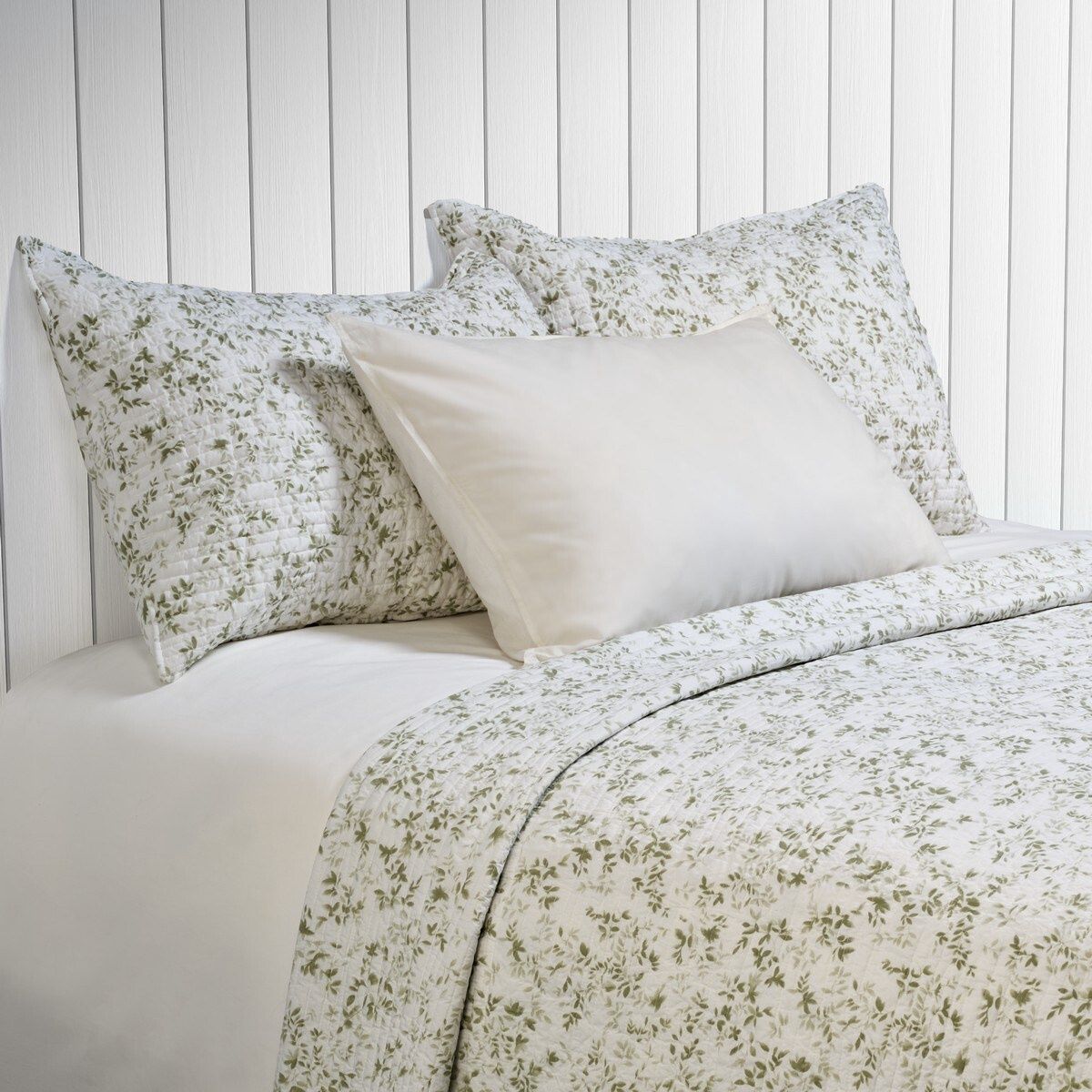 Marjolaine Sage King Quilt Set | 3 Pcs