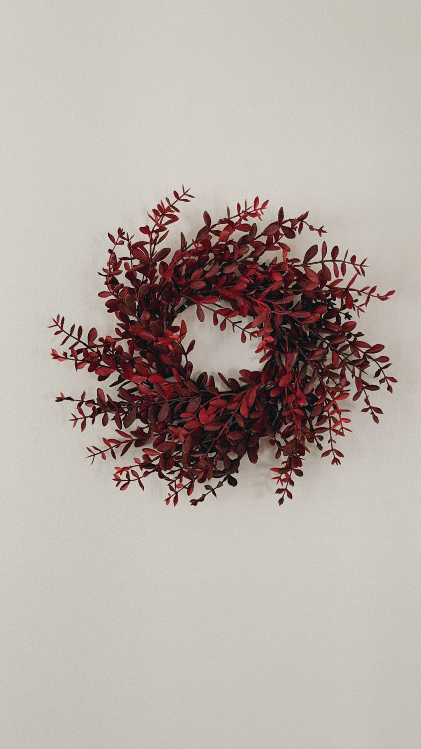 Fall Burgundy Boxwood Candle Ring | 4.5"