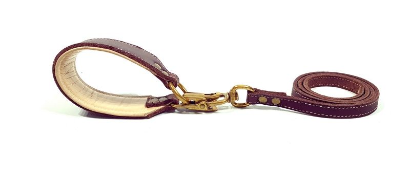 Quick-release leash in brown and cream