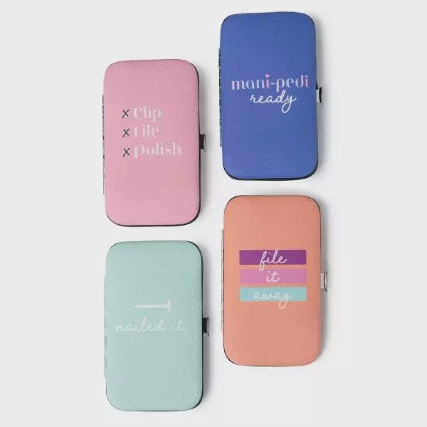 Mani Pedi Ready Manicure Kit
