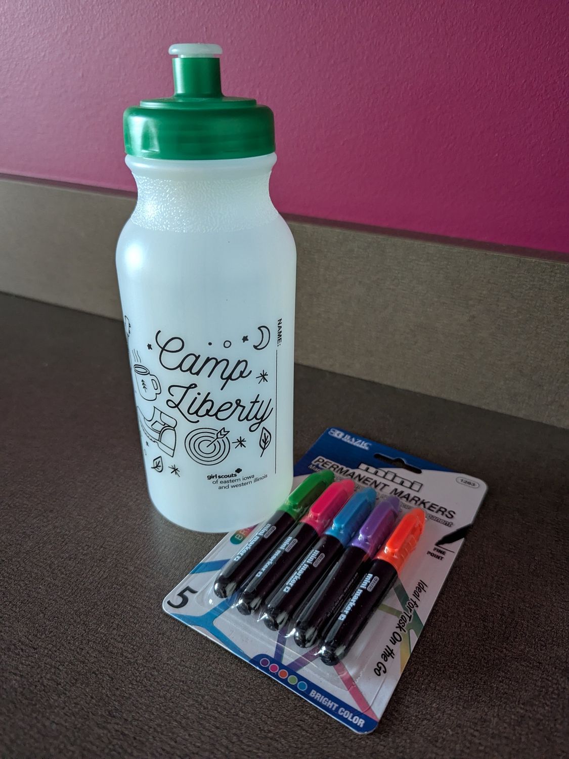 Camp Liberty Doodle Bottle 20 oz, Type: Bottle with Markers