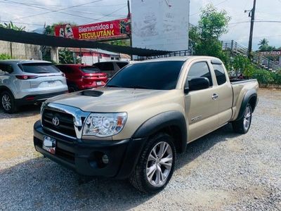 TOYOTA TACOMA ACCES CAB MODELO 2007 AUTOMÁTICO 4x2