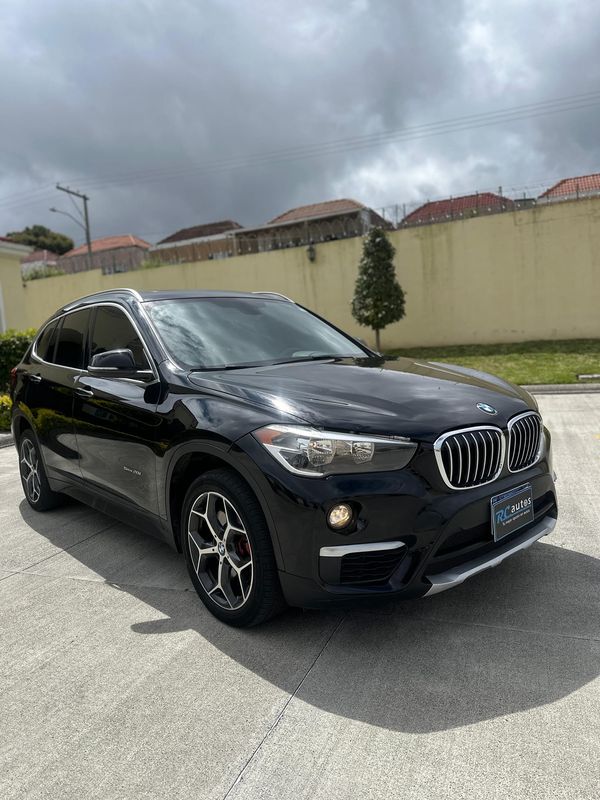 CAMIONETA BMW X1 SDRIVE MODELO 2018 LA VERSION MAS EQUIPADA