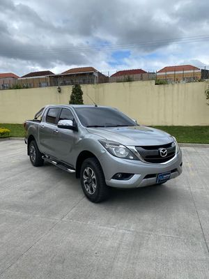 MAZDA BT50 PRO MODELO 2017 DE AGENCIA, AUTOMÁTICO