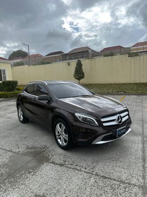 MERCEDES BENZ GLA 250, 4matic, 2015 LA VERSIÓN MÁS EQUIPADA