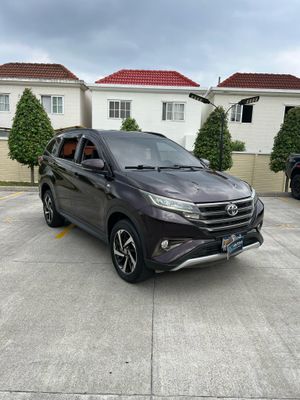 TOYOTA RUSH MODELO 2019, AUTOMÁTICA DE AGENCIA 3 FILAS