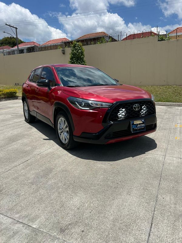 TOYOTA COROLLA CROSS LE MODELO 2023  AUTOMATICA