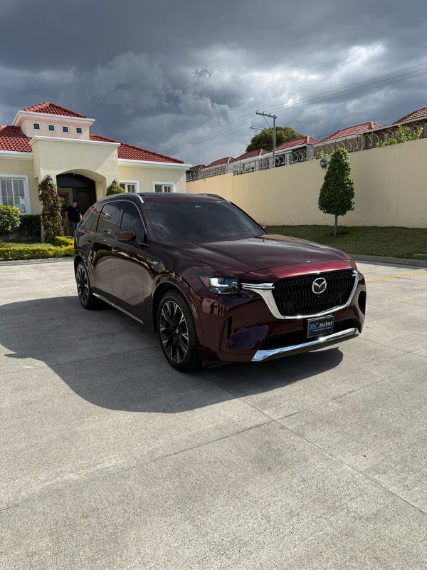 MAZDA CX-90 HIBRIDA SERIE PREMIUM DE AGENCIA MODELO 2024
