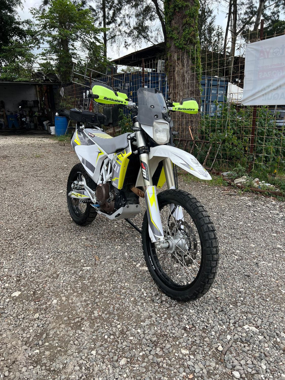 HUSQVARINA 701 MODELO 2016 DE AGENCIA