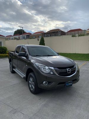 MAZDA BT50 MECÁNICO 4X4 DE AGENCIA MODELO 2021 DOBLE CABINA