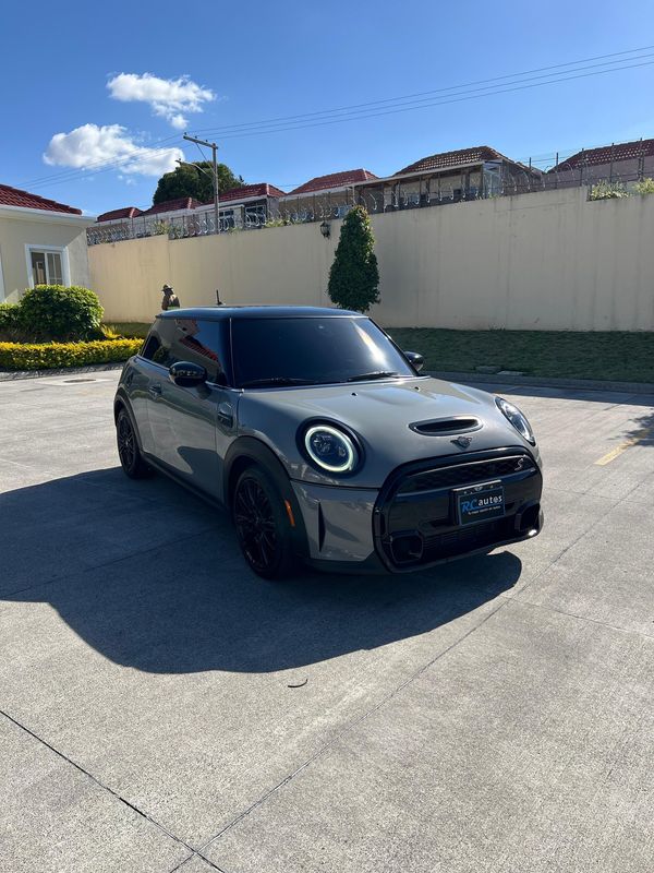 MINI COOPER S MODELO 2023 NUEVA LÍNEA, AUTOMÁTICO HATCHBACK