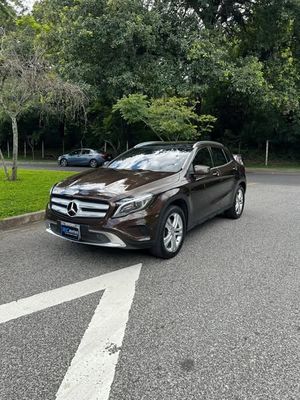 MERCEDES BENZ GLA 250, 4matic, 2015 LA VERSIÓN MÁS EQUIPADA