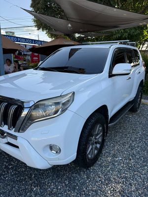 TOYOTA LAND CRUISER PRADO VX 2015 AUTOMÁTICA DE AGENCIA