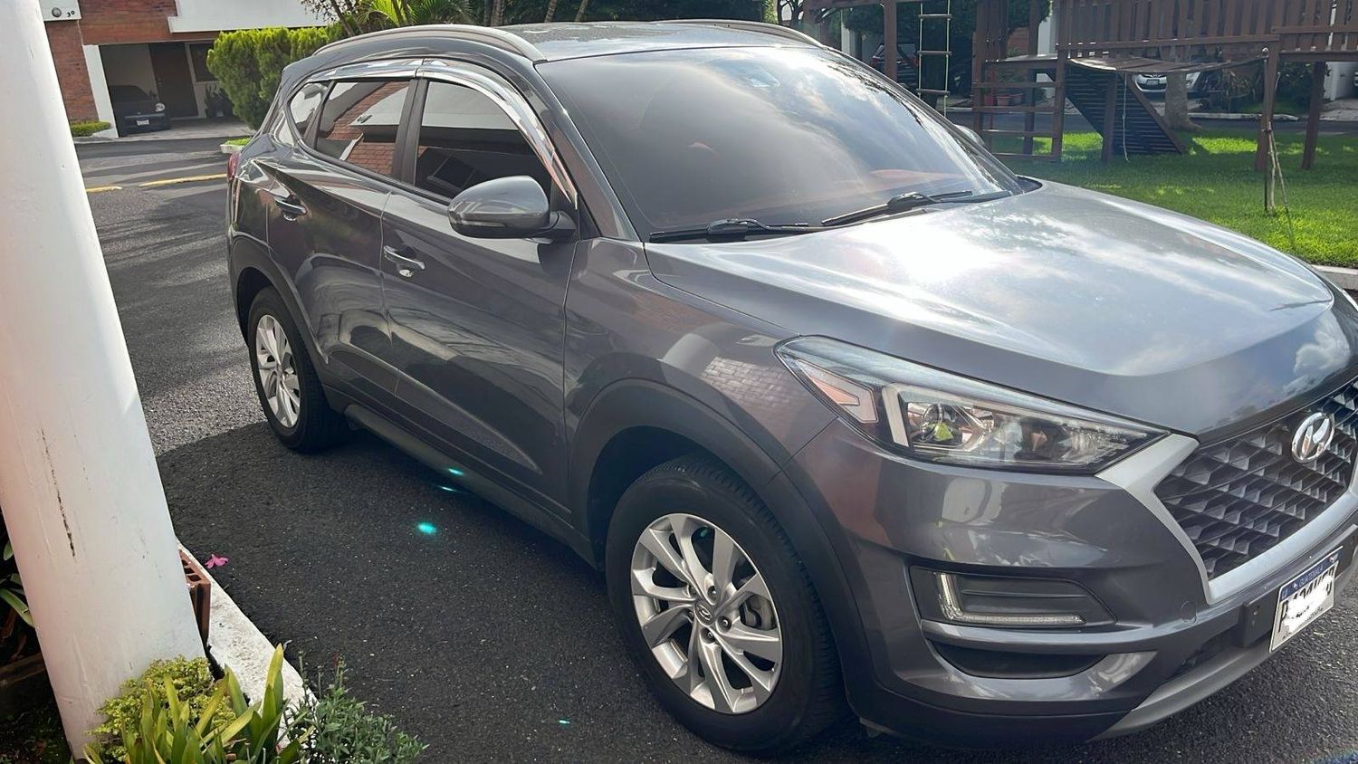 HYUNDAI TUCSON MODELO 2020 AUTOMÁTICA