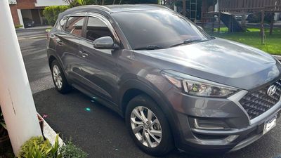 HYUNDAI TUCSON MODELO 2020 AUTOMÁTICA