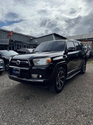 TOYOTA 4RUNNER SR5 MODELO 2012 AUTOMÁTICA