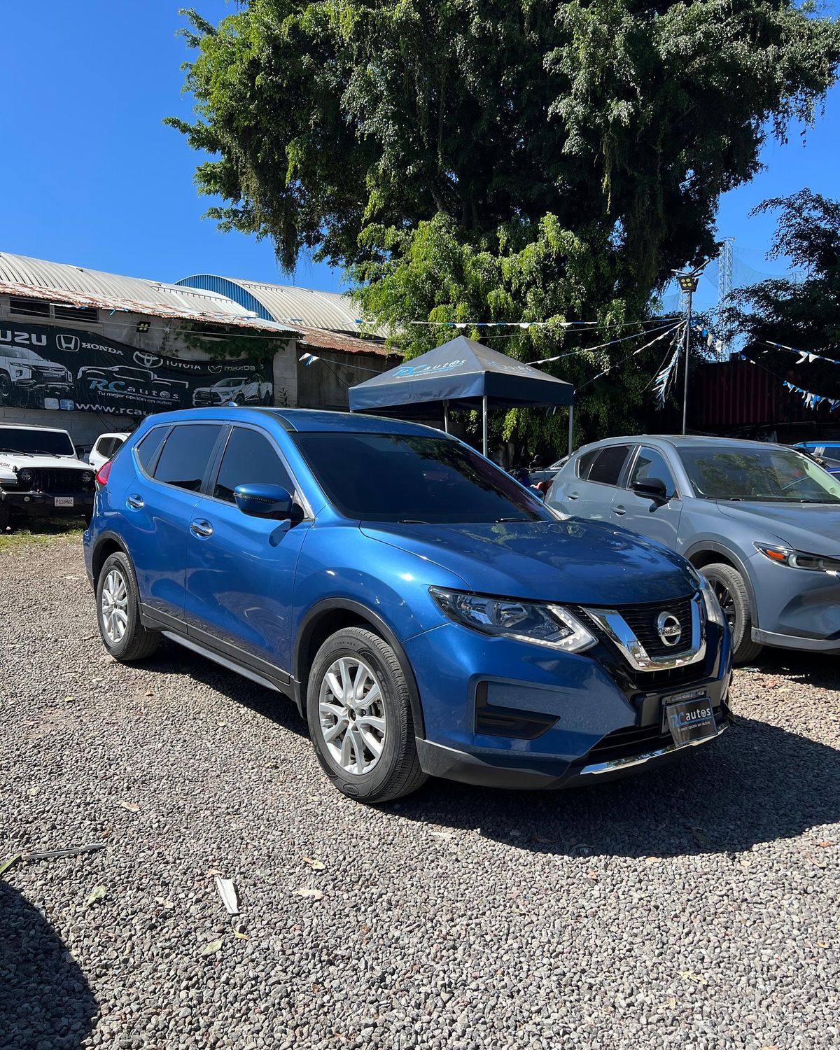 NISSAN XTRAIL MODELO 2019 AUTOMÁTICA DE AGENCIA FULL EQUIPO 3 FILAS