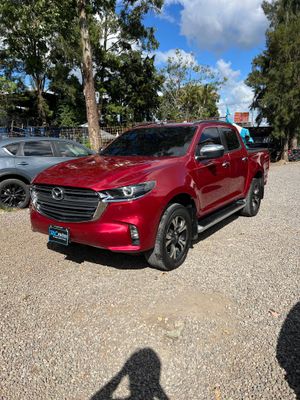 MAZDA BT50 HIGH PLUS 2023 DE AGENCIA