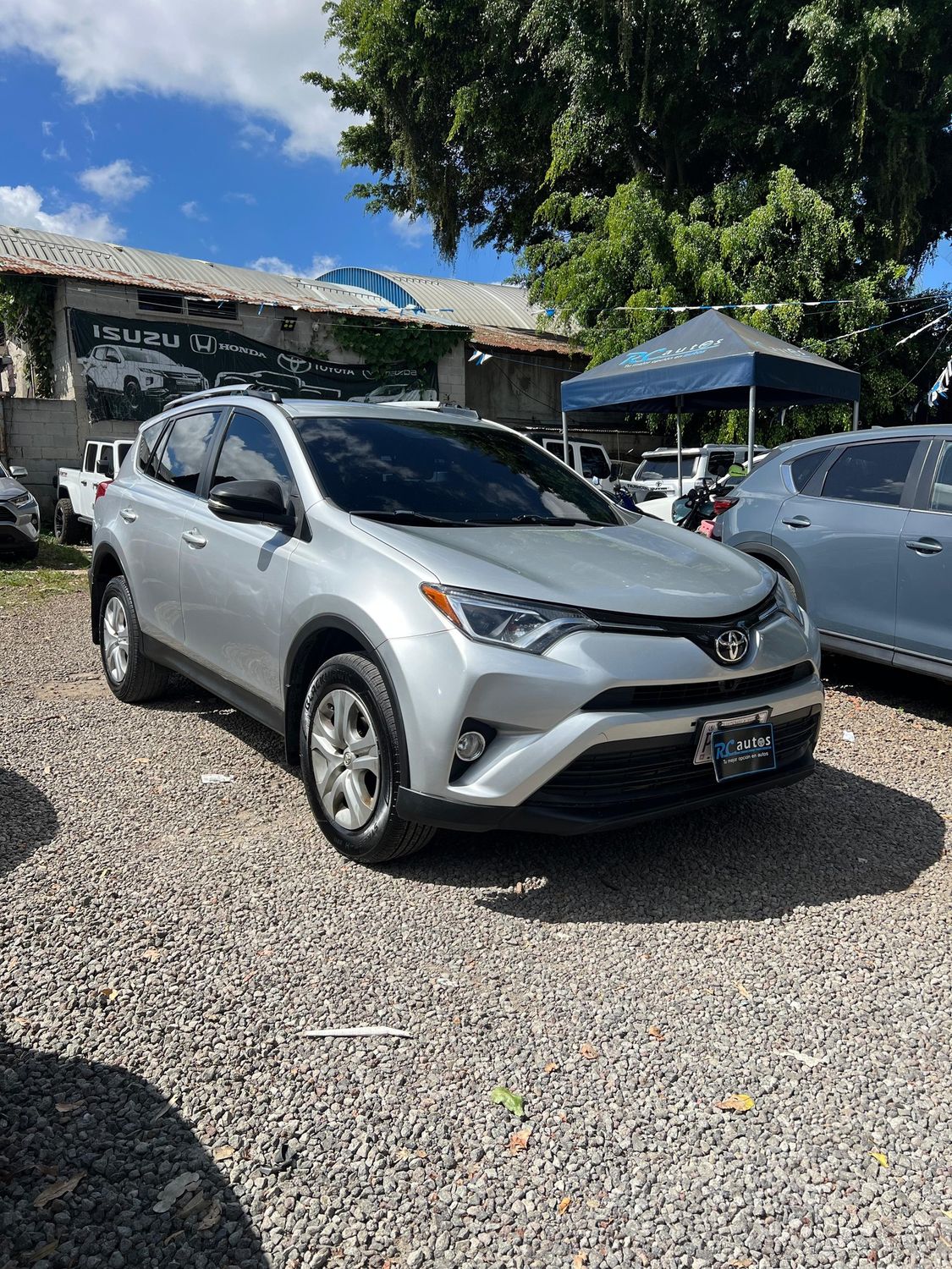 TOYOTA RAV4 LE AWD AUTOMÁTICA MODELO 2015