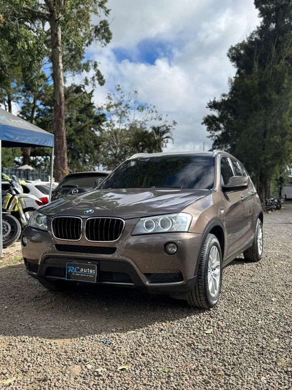 BMW X3 XDRIVE20d MODELO 2014 DE AGENCIA AUTOMATICA TWIN POWER TURBO DIÉSEL INTERCOOLER