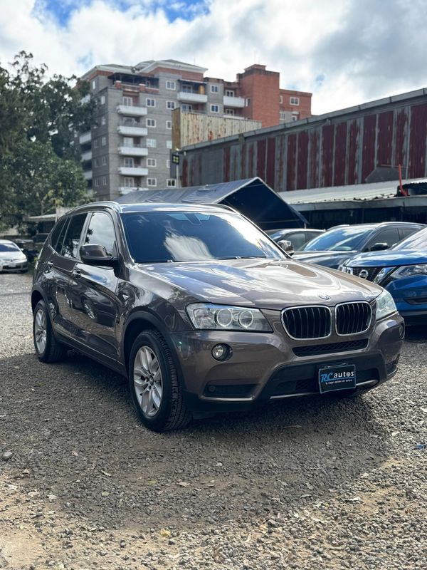 BMW X3 XDRIVE20d MODELO 2014 DE AGENCIA AUTOMATICA TWIN POWER TURBO DIÉSEL INTERCOOLER