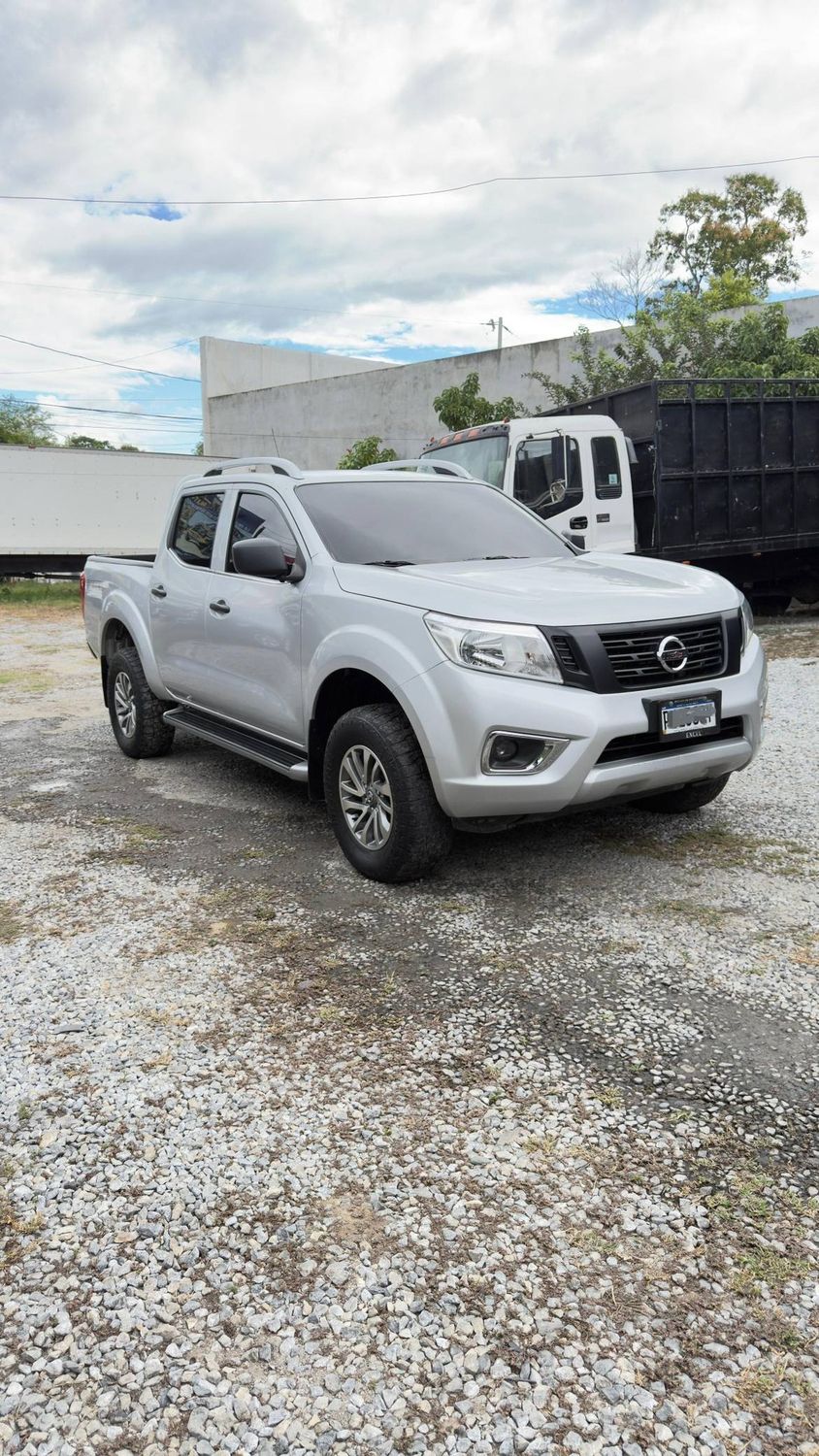 NISSAN FRONTIER NP300 4X4 MODELO 2021 RECORD DE AGENCIA