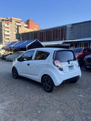 CHEVROLET SPARK MODELO 2012 DE AGENCIA