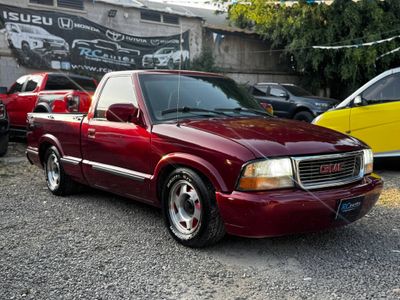 PICKUP GMC SONOMA 4X2 SLS AUTOMÁTICO MODELO 2000