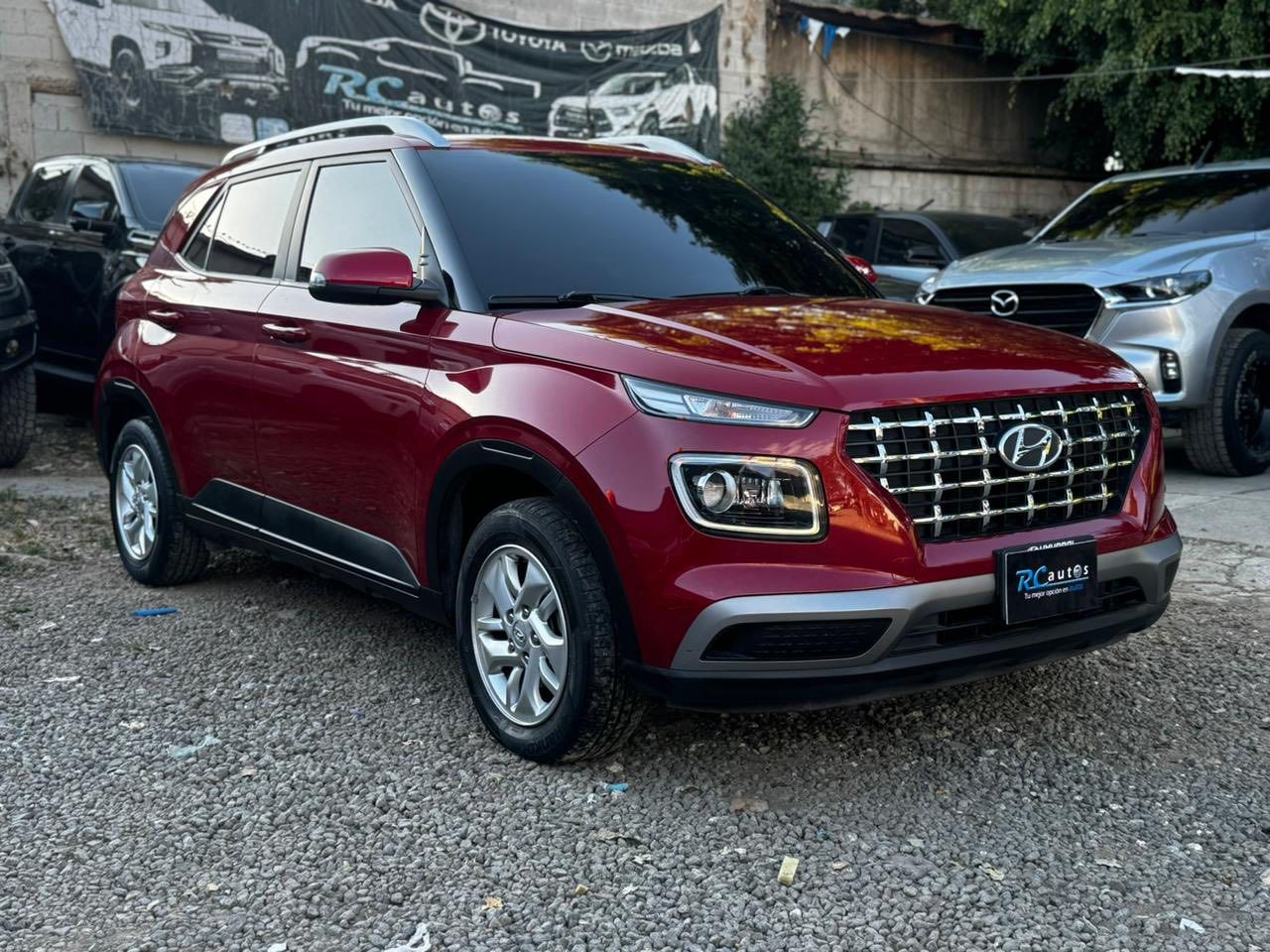 HYUNDAI VENUE MODELO 2022 AUTOMÁTICA DE AGENCIA