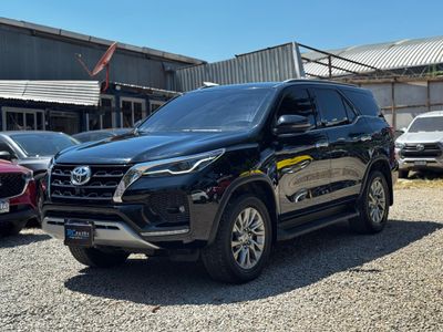 TOYOTA FORTUNER SRV 2023, AUTOMATICA 4X4 DE AGENCIA