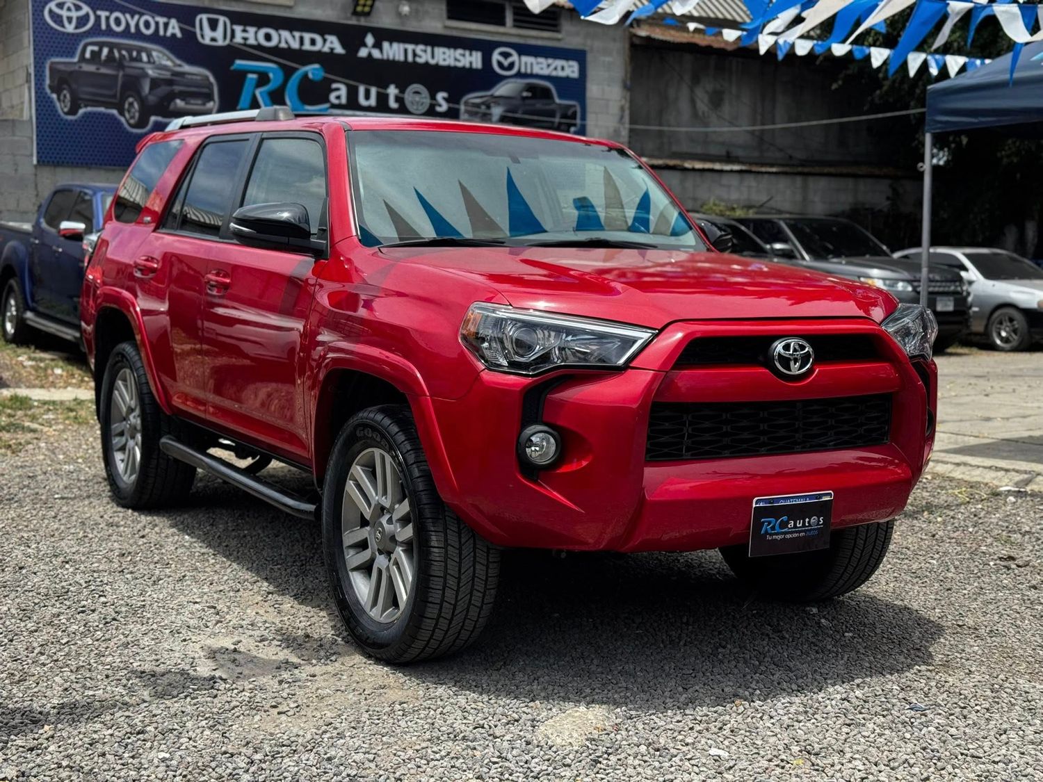 TOYOTA 4RUNNER PREMIUM MODELO 2017 AUTOMÁTICA 4x4