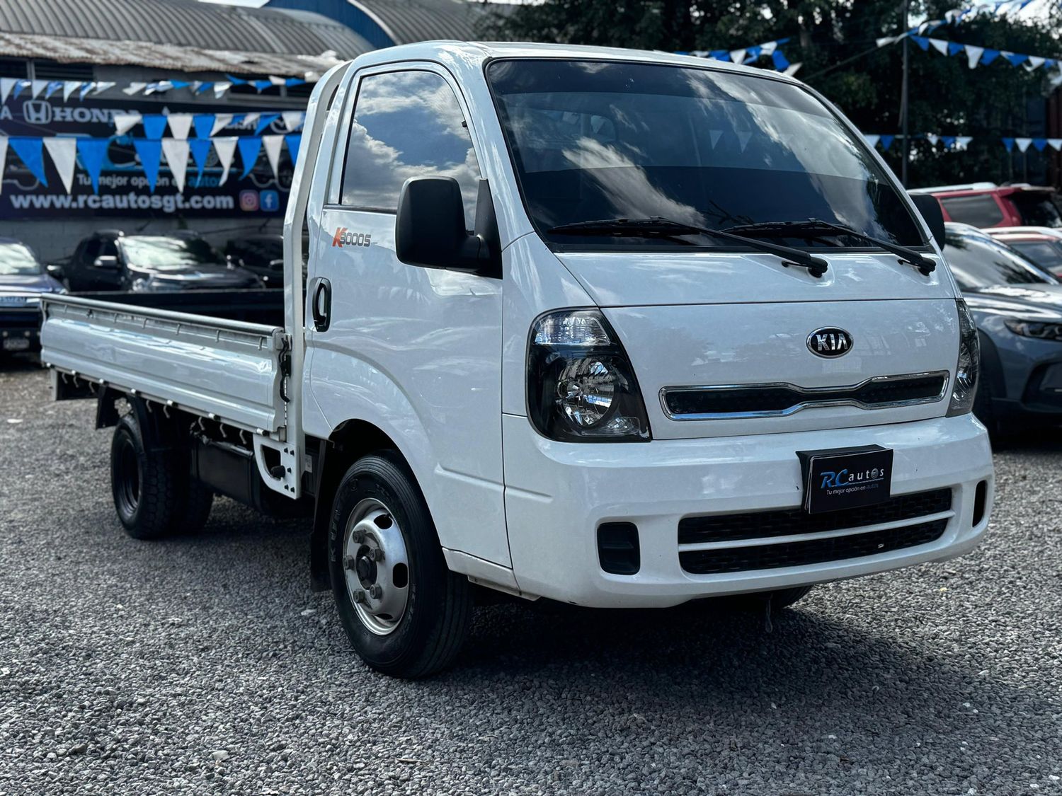 CAMIÓN KIA K3000S MODELO 2022 DE AGENCIA MECÁNICO 2.2 TONELADAS