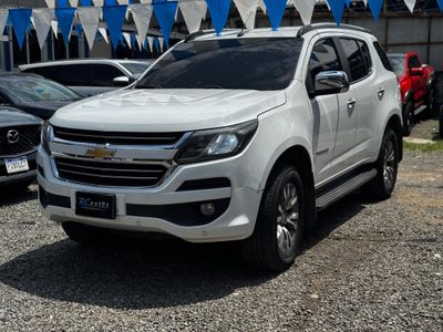 CHEVROLET TRAILBLAZER LTZ 2017 DURAMAX DIESEL DE AGENCIA 4x4 3 FILAS