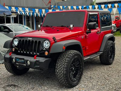 JEEP WRANGLER MODELO 2014 AUTOMÁTICO 4X4 BOLSAS INTACTAS