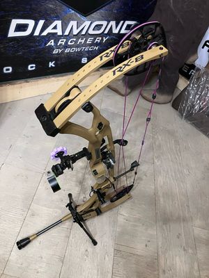 Staff Shooters Hoyt RX8 Ultra Compound Bow