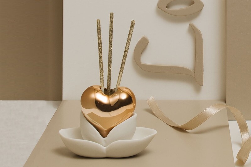 Claraluna - Profumatore cuore oro su ninfea con kit essenza 21151