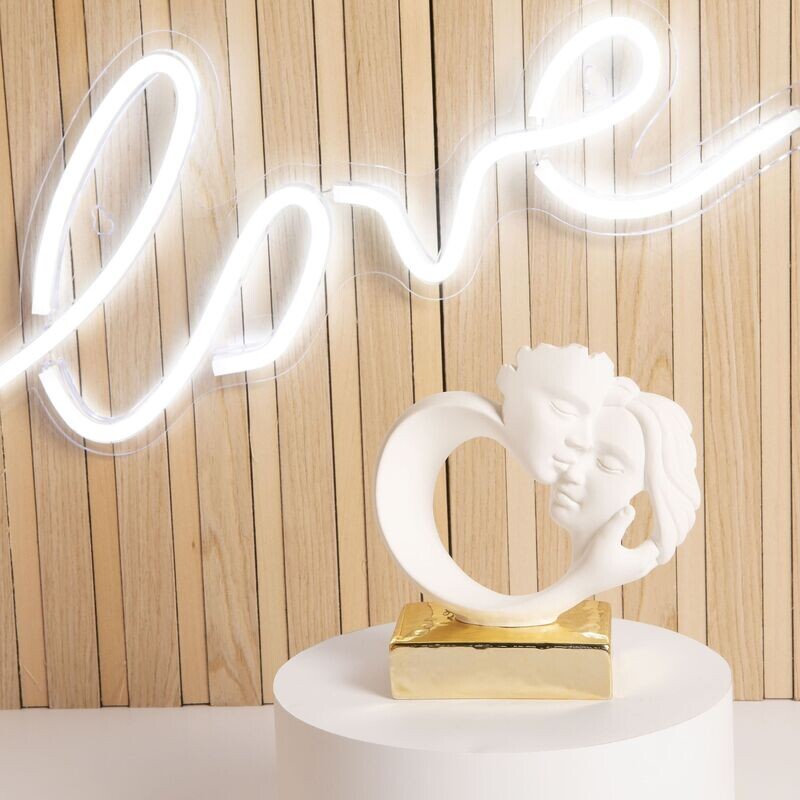 Claraluna - Statua Coppia Innamorati con Base Oro 24173