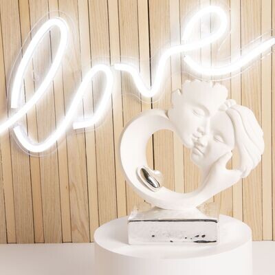 Claraluna - Statua Coppia Innamorati con Cuore e Base Silver