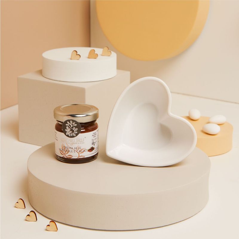 Claraluna - Ciotolina forma cuore con crema alle nocciole 25093