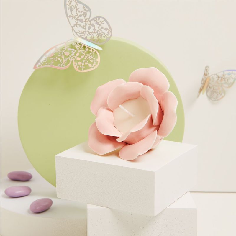 Claraluna - Rosa in porcellana rosa con candela 25222