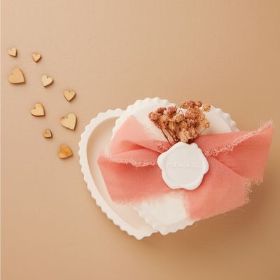 Claraluna - Scatolina in gesso con chiffon rosa 25243